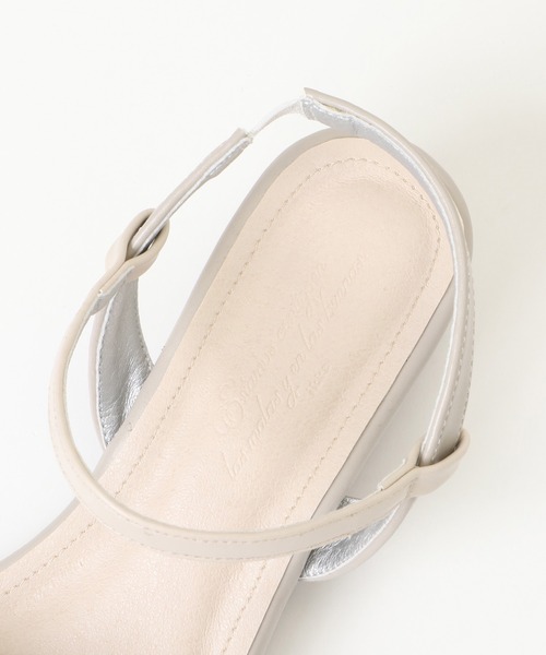 ikka（イッカ）の「ワンベルトロウサンダル（サンダル・レディース・グレー/ブラック/ベージュ・M/L）」の15枚目の写真