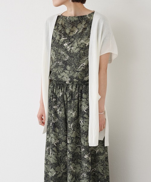 BEARDSLEY(ビアズリー)の「フラワープリントブラウス(シャツ BEARDSLEY(ビアズリー)の「フラワープリントブラウス(シャツ