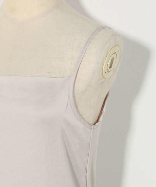 NOLLEY’S（ノーリーズ）の「サテン×ベア天キャミソール（キャミソール・レディース・ホワイト/ベージュ/ネイビー・36/38）」の4枚目の写真