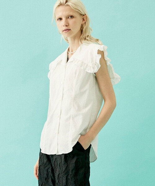 INella(イネラ)の「【INella/イネラ】フリルオープンカラーシャツ(シャツ/ブラウス・レディース・ホワイト/ラベンダー/ブラック・FREE)」の6枚目の写真