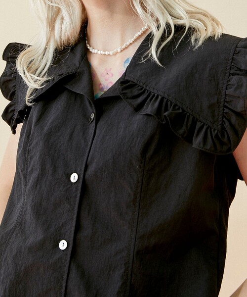 INella(イネラ)の「【INella/イネラ】フリルオープンカラーシャツ(シャツ/ブラウス・レディース・ホワイト/ラベンダー/ブラック・FREE)」の22枚目の写真