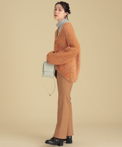 Ray BEAMS（レイビームス）の「MARROW / Grip ポーチ（メッセンジャーバッグ・レディース・ブラック/オフホワイト・ONE SIZE）」の3枚目の写真