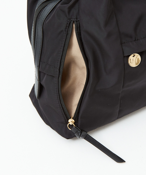 Abahouse Devinette（ドゥヴィネット）の「【Avancer】フェイクレザーコンビナイロントートバッグ（ボストンバッグ・レディース・グレー/ピンクベージュ/ブラック・フリー）」の4枚目の写真