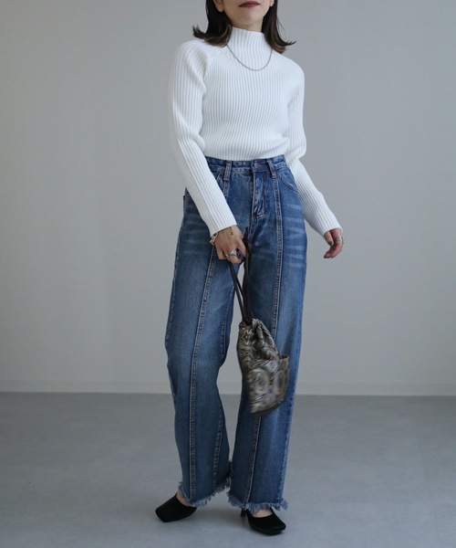 ap retro(アプレトロ)の「シンプルハイネックリブニット(ニット/セーター・レディース・ブラック/ブラウン/オフホワイト/ブルー/グレイッシュベージュ・FREE)」の17枚目の写真