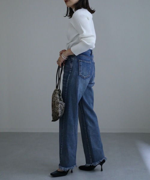 ap retro(アプレトロ)の「シンプルハイネックリブニット(ニット/セーター・レディース・ブラック/ブラウン/オフホワイト/ブルー/グレイッシュベージュ・FREE)」の20枚目の写真