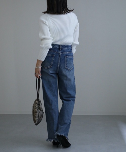 ap retro(アプレトロ)の「シンプルハイネックリブニット(ニット/セーター・レディース・ブラック/ブラウン/オフホワイト/ブルー/グレイッシュベージュ・FREE)」の21枚目の写真