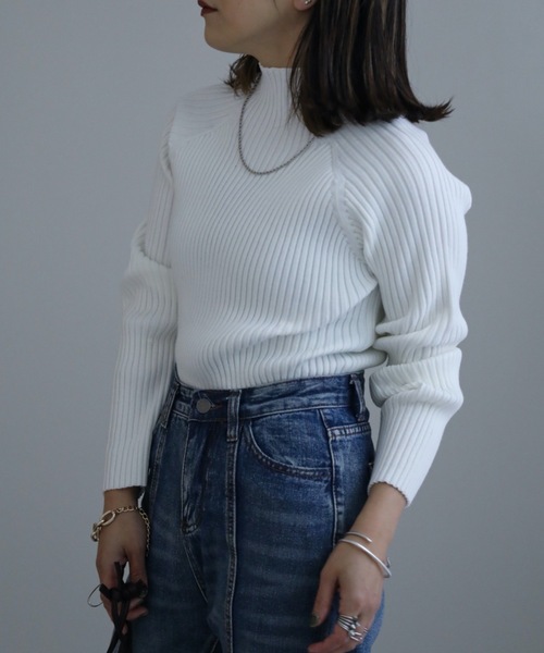 ap retro(アプレトロ)の「シンプルハイネックリブニット(ニット/セーター・レディース・ブラック/ブラウン/オフホワイト/ブルー/グレイッシュベージュ・FREE)」の10枚目の写真