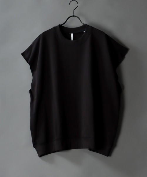 SITRY（シトリー）の「Big silhouette sweat vest×wide T-shirt/ビッグシルエット スウェットベスト×ワイドTシャツ（ベスト・メンズ・ブラック/サックスブルー/グリーン/グレイッシュベージュ・M/L/XL）」の16枚目の写真