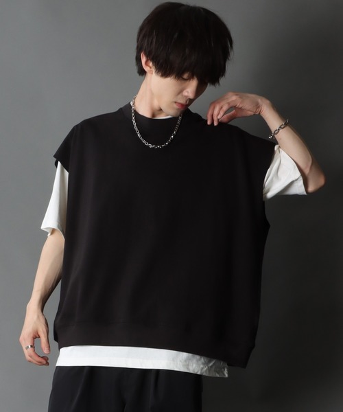 SITRY（シトリー）の「Big silhouette sweat vest×wide T-shirt/ビッグシルエット スウェットベスト×ワイドTシャツ（ベスト・メンズ・ブラック/サックスブルー/グリーン/グレイッシュベージュ・M/L/XL）」の18枚目の写真