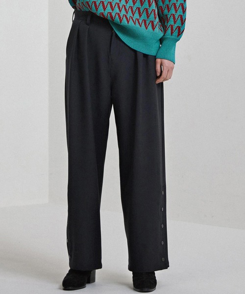 SHAREEF（シャリーフ）の「HEM SLIT WIDE PANTS（その他パンツ・メンズ・ブラック/パープル/レッド/ミント・1/2/3）」の2枚目の写真