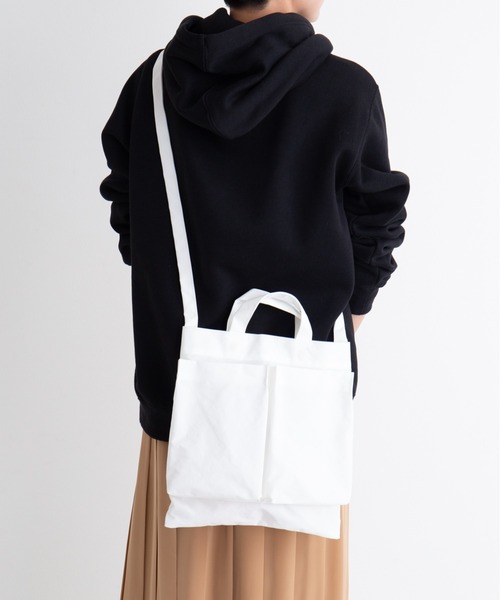 And A(アンドエー)の「ITTI イッチ / ANNIE HELMET VEGETABLE BAG - S / CERATO WR / アニーヘルメットバッグ(Sサイズ) ナイロンショルダーバッグ / ITTI-BAG-078-A(ショルダーバッグ・メンズ・ホワイト/ブラック/ブラウン・FREE)」の21枚目の写真