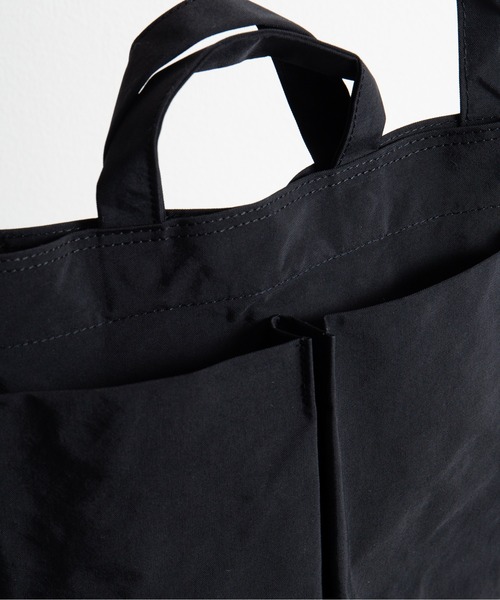And A(アンドエー)の「ITTI イッチ / ANNIE HELMET VEGETABLE BAG - S / CERATO WR / アニーヘルメットバッグ(Sサイズ) ナイロンショルダーバッグ / ITTI-BAG-078-A(ショルダーバッグ・メンズ・ホワイト/ブラック/ブラウン・FREE)」の17枚目の写真