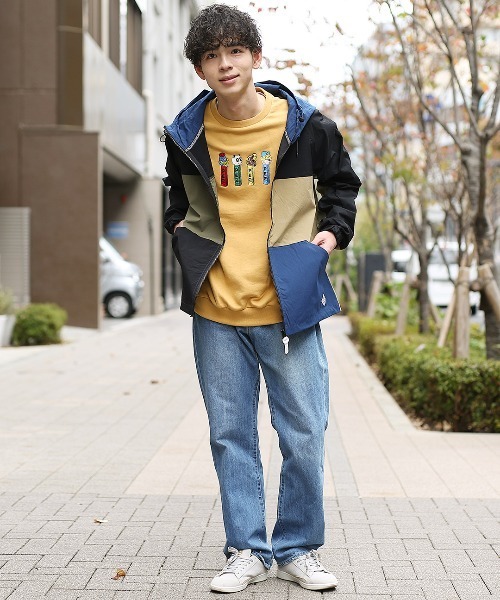 チチカカ（チチカカ）の「PEZ 刺繍プルオーバー 【WEB・一部店舗限定】【ユニセックス】（スウェット・レディース・チャコールグレー/カラフル/オレンジ・MEDIUM/LARGE）」の8枚目の写真