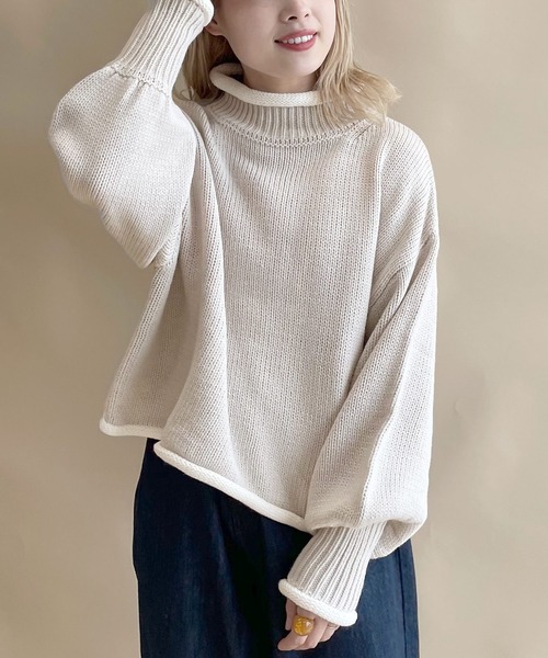 w closet（ダブルクローゼット）の「配色ラインタートルネックプル