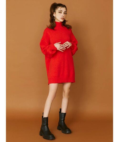 EVRIS(エヴリス)の「ハイネックルーズニットワンピース(ワンピース・レディース・ベージュ/ブラウン/レッド/ブルー・FREE)」の11枚目の写真