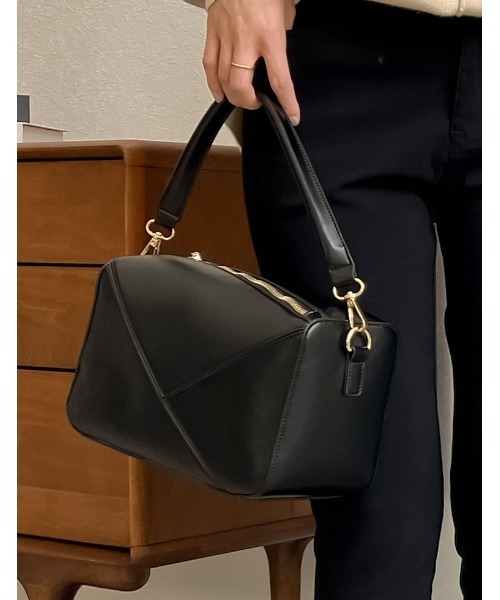 Re:EDIT（リエディ）の「トライアングル切替えハンドバッグ（ハンドバッグ・レディース・ホワイト/キャメル/ブラック・FREE）」の2枚目の写真