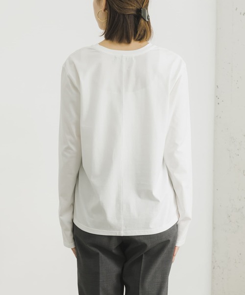 URBAN RESEARCH(アーバンリサーチ)の「クルーネックベーシックカットソー(Tシャツ/カットソー・レディース・オフホワイト・FREE)」の8枚目の写真