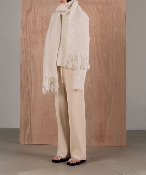 LE17SEPTEMBRE(ル・セプテンバー)の「アルパカタッチ ブークレプルオーバー / BOUCLE BASIC PULLOVER / L223KN05【LE17SEPTEMBRE】【2022PF】(ニット/セーター・レディース・グレー/アイボリー・38/36)」の9枚目の写真