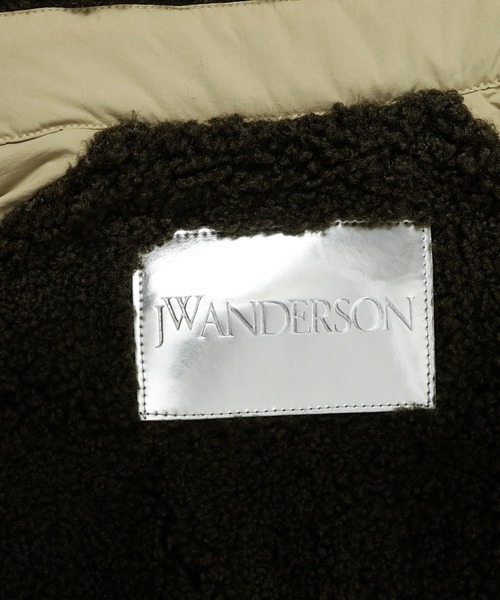 JW Anderson(ジェイダブリューアンダーソン)の「COLOUR BLOCK TRACK TOP(ブルゾン・レディース・グリーン系その他・M)」の3枚目の写真