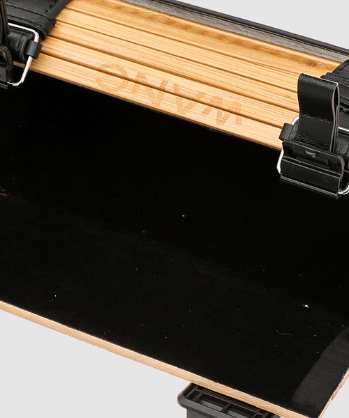 Feng Chen Wang（フェン・チェン・ワン）の「small BAMBOO BAG（ショルダーバッグ・メンズ・ブラック/ブラウン・ONE SIZE）」の7枚目の写真