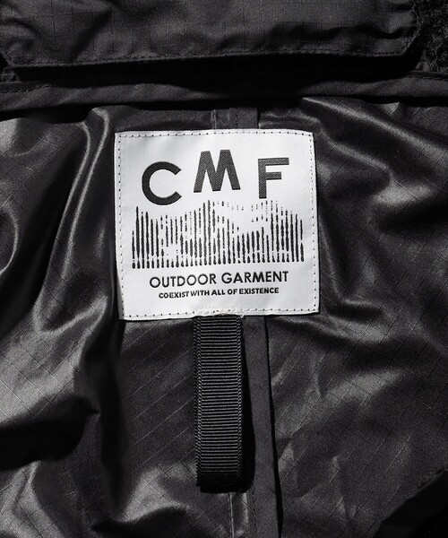 CMF OUTDOOR GARMENT（シーエムエフアウトドアガーメント）の「COMFY OUTDOOR GARMENT/コンフィ― アウトドア ガーメンツ SLING SHOT MOD（ブルゾン・メンズ・ブラック・MEDIUM/LARGE/X-LARGE）」の4枚目の写真