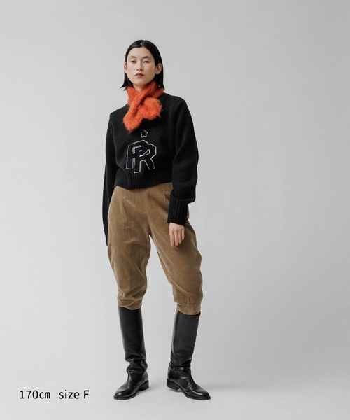 M TO R（ムウトアール）の「［TOPS］CROPPED LETTERED V-NECK KNIT（ニット/セーター・レディース・グリーン系その他/ブラック・FREE）」の5枚目の写真