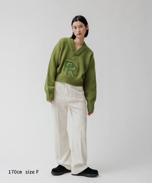 M TO R（ムウトアール）の「［TOPS］CROPPED LETTERED V-NECK KNIT（ニット/セーター・レディース・グリーン系その他/ブラック・FREE）」の17枚目の写真