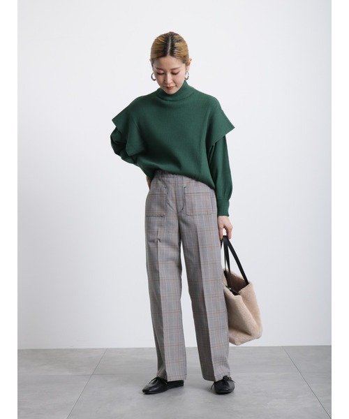 Samansa Mos2 blue（サマンサモスモスブルー）の「ショルダータックニットプルオーバー（ニット/セーター・レディース・ブラック/オフホワイト/グリーン・ﾌﾘ-）」の13枚目の写真