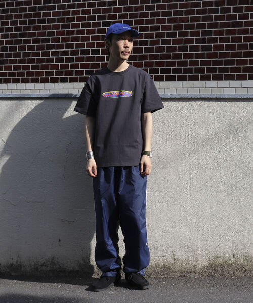 Gramicci（グラミチ）の「【GRAMICCI/グラミチ】ボックスロゴ プリントTシャツ グラデーションロゴ（Tシャツ/カットソー・メンズ・ブラック/ホワイト・M/L）」の6枚目の写真