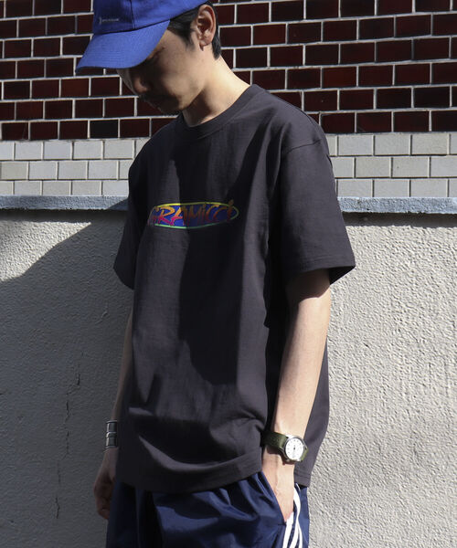 Gramicci（グラミチ）の「【GRAMICCI/グラミチ】ボックスロゴ プリントTシャツ グラデーションロゴ（Tシャツ/カットソー・メンズ・ブラック/ホワイト・M/L）」の8枚目の写真