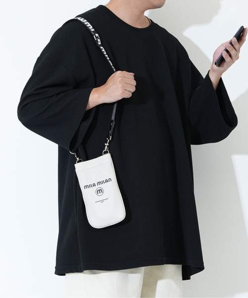 SAC'S BAR セレクト(サックスバーセレクト)の「【MILA MILAN/ミラ ミラン】コルソ スマホショルダー(ショルダーバッグ・メンズ・ホワイト/ブラック/ライトブルー・FREE)」の1枚目の写真