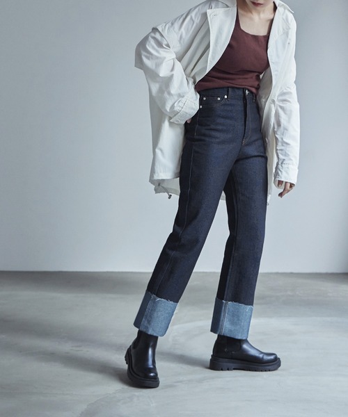 etoll.(エトル)の「リジットデニムロールアップストレートパンツ(デニムパンツ・レディース・ブラック/インディゴブルー・S/M)」の17枚目の写真