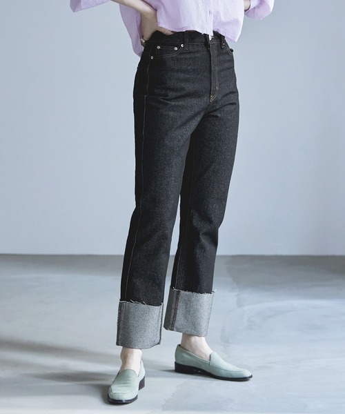 etoll.(エトル)の「リジットデニムロールアップストレートパンツ(デニムパンツ・レディース・ブラック/インディゴブルー・S/M)」の3枚目の写真