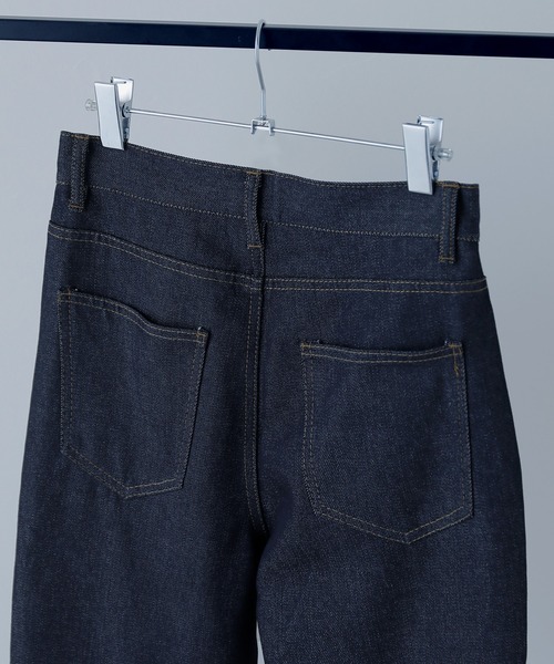 etoll.(エトル)の「リジットデニムロールアップストレートパンツ(デニムパンツ・レディース・ブラック/インディゴブルー・S/M)」の22枚目の写真
