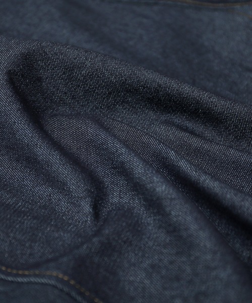 etoll.(エトル)の「リジットデニムロールアップストレートパンツ(デニムパンツ・レディース・ブラック/インディゴブルー・S/M)」の9枚目の写真