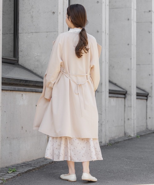 flower（フラワー）の「ノーカラートレンチコート（トレンチコート・レディース・アイボリー・FREE）」の13枚目の写真
