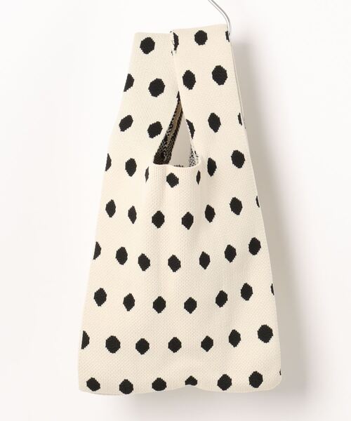 Burner（バーナー）の「【OKUOKU　0909】　ジャガードニットバッグ　oku-jba-1（ショルダーバッグ・レディース・ホワイト系その他2/ベージュ系その他2/グリーン系その他2/ピンク系その他3/ブラック×ホワイト/ホワイト系その他/ブラック系その他/ベージュ系その他/グリーン系その他/イエロー系その他/ピンク系その他/オレンジ系その他/ブルー系その他4/ブラック系その他2/グレー系その他/ブラウン系その他/ブラウン系その他4/ブラウン系その他5/ブルー系その他3/ブラック系その他5/グリーン系その他4/グリーン系その他6/パープル系その他3/ホワイト系その他5/ホワイト系その他4/ブラック系その他3/ピンク系/レッド系その他3/オレンジ系その他2/ブラック系1/ブラック系3/パープル系その他2/パープル系その他4/ピンク系1/ピンク系2/ホワイト系その他3/ブラック系その他4/ブラック系/グリーン系その他3/ピンク系その他4/ブラック系その他7/イエロー系その他3/オレンジ系その他4/ブラック系4/ブラウン系その他2/ピンク系その他7/レッド系その他/グリーン系その他5/パープル系その他/ピンク系3/パープル系その他6/ピンク系4/ブラック系その他6/イエロー系その他2/ピンク系その他6/オレンジ系その他3/ブラック系6/ブラック系7/ホワイト系1/ホワイト系2/グリーン系その他7/グリーン系/ピンク系その他5/ブラック系5/ホワイト系その他6/ホワイト系その他7/ホワイト系/ブラック系2/ブラック×ピンク/パープル系その他5/ピンク系その他2/ブルー系その他5/グリーン系1/ブルー系その他/ライトブルー/J/B/グリーン系7/ブラウン系その他6/G/グリーン系6/C/I/H/ブルー/E/F/グレー系その他2/パープル/ホワイト系8/ブラックミックス/ベージュ/D/ブラック/K/L/ブラウン系その他7/ホワイト/ベージュ系その他4/グリーン/ピンク/A/ブルー系その他2/レッド系その他2/M/N/レッド系6/O/P/Q/R/T/S/イエロー系その他4/パープル系その他7/ピンク系5/V/U/ブルー系その他6/レッド系その他4/ブラック系8/ブラック系9/イエロー系その他5/ライトピンク/ブラック×レッド/スカイブルー/レッド系/ホワイト×グリーン/ブラック×グリーン/その他/その他6/その他14/その他15/その他16/その他25/その他26/その他27/その他28/その他29/チョコ/ベビーピンク/Off White/ベージュ系その他3/グリーン系3/ベージュ系その他5/クリーム/ターコイズブルー/その他4/その他7/その他9/その他20/その他21/その他23/その他30/その他32/ホワイト系5/アッシュグレー/オフホワイト/ダークブラック/ネイビー系/グリーン系4/オレンジ系その他5/W/キナリ/オートミール/Beige/DK.Grn/スミクロ/ラベンダー/Black/ブラック×グレー/ライトパープル/サンドベージュ/ベージュ×ブラック/その他1/その他2/その他3/その他5/その他11/その他34/その他35/ホワイト系7/ホワイト系9/ブラウン系その他3/グリーン系2/コーラルピンク/その他10/その他13/その他19/その他22/その他24/その他31/その他33/White/ホワイト系4/ホワイト系6/X/ライム/PINK/サーモンピンク/ダークグリーン系/ライトホワイト/ネイビー系2/ブルー系1/グリーン系8/ネイビー系1/レッド系その他7/レッド系その他6/チェリーピンク/イエロー系その他6/ブルー系その他7/グレー系その他3/OFF WHT/Purple/ライトブラック/チェック/ホワイト×グレー/ブラック×ブラック/ホワイト×レッド/レッド・FREE）」の3枚目の写真