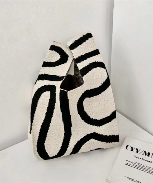 Burner（バーナー）の「【OKUOKU　0909】　ジャガードニットバッグ　oku-jba-1（ショルダーバッグ・レディース・ホワイト系その他2/ベージュ系その他2/グリーン系その他2/ピンク系その他3/ブラック×ホワイト/ホワイト系その他/ブラック系その他/ベージュ系その他/グリーン系その他/イエロー系その他/ピンク系その他/オレンジ系その他/ブルー系その他4/ブラック系その他2/グレー系その他/ブラウン系その他/ブラウン系その他4/ブラウン系その他5/ブルー系その他3/ブラック系その他5/グリーン系その他4/グリーン系その他6/パープル系その他3/ホワイト系その他5/ホワイト系その他4/ブラック系その他3/ピンク系/レッド系その他3/オレンジ系その他2/ブラック系1/ブラック系3/パープル系その他2/パープル系その他4/ピンク系1/ピンク系2/ホワイト系その他3/ブラック系その他4/ブラック系/グリーン系その他3/ピンク系その他4/ブラック系その他7/イエロー系その他3/オレンジ系その他4/ブラック系4/ブラウン系その他2/ピンク系その他7/レッド系その他/グリーン系その他5/パープル系その他/ピンク系3/パープル系その他6/ピンク系4/ブラック系その他6/イエロー系その他2/ピンク系その他6/オレンジ系その他3/ブラック系6/ブラック系7/ホワイト系1/ホワイト系2/グリーン系その他7/グリーン系/ピンク系その他5/ブラック系5/ホワイト系その他6/ホワイト系その他7/ホワイト系/ブラック系2/ブラック×ピンク/パープル系その他5/ピンク系その他2/ブルー系その他5/グリーン系1/ブルー系その他/ライトブルー/J/B/グリーン系7/ブラウン系その他6/G/グリーン系6/C/I/H/ブルー/E/F/グレー系その他2/パープル/ホワイト系8/ブラックミックス/ベージュ/D/ブラック/K/L/ブラウン系その他7/ホワイト/ベージュ系その他4/グリーン/ピンク/A/ブルー系その他2/レッド系その他2/M/N/レッド系6/O/P/Q/R/T/S/イエロー系その他4/パープル系その他7/ピンク系5/V/U/ブルー系その他6/レッド系その他4/ブラック系8/ブラック系9/イエロー系その他5/ライトピンク/ブラック×レッド/スカイブルー/レッド系/ホワイト×グリーン/ブラック×グリーン/その他/その他6/その他14/その他15/その他16/その他25/その他26/その他27/その他28/その他29/チョコ/ベビーピンク/Off White/ベージュ系その他3/グリーン系3/ベージュ系その他5/クリーム/ターコイズブルー/その他4/その他7/その他9/その他20/その他21/その他23/その他30/その他32/ホワイト系5/アッシュグレー/オフホワイト/ダークブラック/ネイビー系/グリーン系4/オレンジ系その他5/W/キナリ/オートミール/Beige/DK.Grn/スミクロ/ラベンダー/Black/ブラック×グレー/ライトパープル/サンドベージュ/ベージュ×ブラック/その他1/その他2/その他3/その他5/その他11/その他34/その他35/ホワイト系7/ホワイト系9/ブラウン系その他3/グリーン系2/コーラルピンク/その他10/その他13/その他19/その他22/その他24/その他31/その他33/White/ホワイト系4/ホワイト系6/X/ライム/PINK/サーモンピンク/ダークグリーン系/ライトホワイト/ネイビー系2/ブルー系1/グリーン系8/ネイビー系1/レッド系その他7/レッド系その他6/チェリーピンク/イエロー系その他6/ブルー系その他7/グレー系その他3/OFF WHT/Purple/ライトブラック/チェック/ホワイト×グレー/ブラック×ブラック/ホワイト×レッド/レッド・FREE）」の19枚目の写真