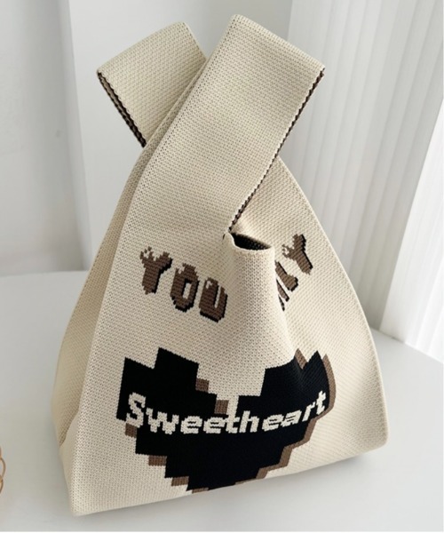 Burner（バーナー）の「【OKUOKU　0909】　ジャガードニットバッグ　oku-jba-1（ショルダーバッグ・レディース・ホワイト系その他2/ベージュ系その他2/グリーン系その他2/ピンク系その他3/ブラック×ホワイト/ホワイト系その他/ブラック系その他/ベージュ系その他/グリーン系その他/イエロー系その他/ピンク系その他/オレンジ系その他/ブルー系その他4/ブラック系その他2/グレー系その他/ブラウン系その他/ブラウン系その他4/ブラウン系その他5/ブルー系その他3/ブラック系その他5/グリーン系その他4/グリーン系その他6/パープル系その他3/ホワイト系その他5/ホワイト系その他4/ブラック系その他3/ピンク系/レッド系その他3/オレンジ系その他2/ブラック系1/ブラック系3/パープル系その他2/パープル系その他4/ピンク系1/ピンク系2/ホワイト系その他3/ブラック系その他4/ブラック系/グリーン系その他3/ピンク系その他4/ブラック系その他7/イエロー系その他3/オレンジ系その他4/ブラック系4/ブラウン系その他2/ピンク系その他7/レッド系その他/グリーン系その他5/パープル系その他/ピンク系3/パープル系その他6/ピンク系4/ブラック系その他6/イエロー系その他2/ピンク系その他6/オレンジ系その他3/ブラック系6/ブラック系7/ホワイト系1/ホワイト系2/グリーン系その他7/グリーン系/ピンク系その他5/ブラック系5/ホワイト系その他6/ホワイト系その他7/ホワイト系/ブラック系2/ブラック×ピンク/パープル系その他5/ピンク系その他2/ブルー系その他5/グリーン系1/ブルー系その他/ライトブルー/J/B/グリーン系7/ブラウン系その他6/G/グリーン系6/C/I/H/ブルー/E/F/グレー系その他2/パープル/ホワイト系8/ブラックミックス/ベージュ/D/ブラック/K/L/ブラウン系その他7/ホワイト/ベージュ系その他4/グリーン/ピンク/A/ブルー系その他2/レッド系その他2/M/N/レッド系6/O/P/Q/R/T/S/イエロー系その他4/パープル系その他7/ピンク系5/V/U/ブルー系その他6/レッド系その他4/ブラック系8/ブラック系9/イエロー系その他5/ライトピンク/ブラック×レッド/スカイブルー/レッド系/ホワイト×グリーン/ブラック×グリーン/その他/その他6/その他14/その他15/その他16/その他25/その他26/その他27/その他28/その他29/チョコ/ベビーピンク/Off White/ベージュ系その他3/グリーン系3/ベージュ系その他5/クリーム/ターコイズブルー/その他4/その他7/その他9/その他20/その他21/その他23/その他30/その他32/ホワイト系5/アッシュグレー/オフホワイト/ダークブラック/ネイビー系/グリーン系4/オレンジ系その他5/W/キナリ/オートミール/Beige/DK.Grn/スミクロ/ラベンダー/Black/ブラック×グレー/ライトパープル/サンドベージュ/ベージュ×ブラック/その他1/その他2/その他3/その他5/その他11/その他34/その他35/ホワイト系7/ホワイト系9/ブラウン系その他3/グリーン系2/コーラルピンク/その他10/その他13/その他19/その他22/その他24/その他31/その他33/White/ホワイト系4/ホワイト系6/X/ライム/PINK/サーモンピンク/ダークグリーン系/ライトホワイト/ネイビー系2/ブルー系1/グリーン系8/ネイビー系1/レッド系その他7/レッド系その他6/チェリーピンク/イエロー系その他6/ブルー系その他7/グレー系その他3/OFF WHT/Purple/ライトブラック/チェック/ホワイト×グレー/ブラック×ブラック/ホワイト×レッド/レッド・FREE）」の18枚目の写真