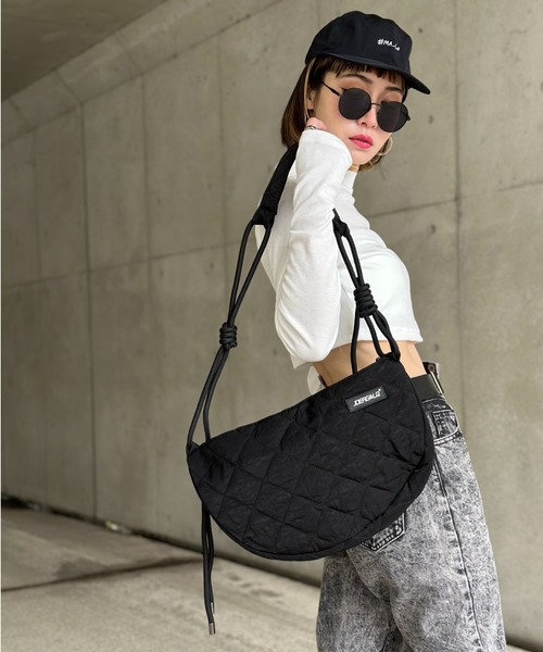 LVEU.（ラブユ.）の「【IMOKO × LVEU. 】Quilted round shoulder bag / キルティングラウンド