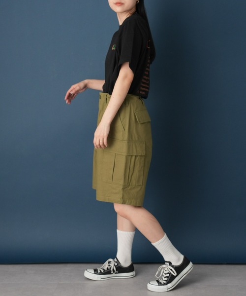 GEVACO(ゲバコ)の「【GEVACO/ゲバコ】メッセージバックプリントショートスリーブTEE(Tシャツ/カットソー・レディース・ベージュ/ブラック/ホワイト・MEDIUM)」の8枚目の写真