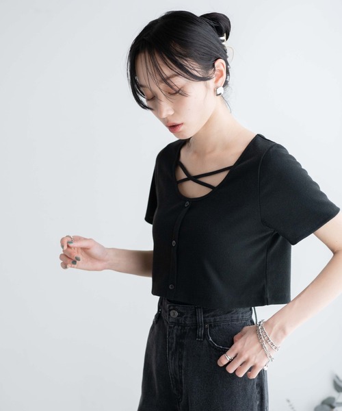 WEGO（ウィゴー）の「WEGO/フロントクロスショートリブT（Tシャツ/カットソー・レディース・杢グレー/ブラック/カーキ・FREE）」の2枚目の写真