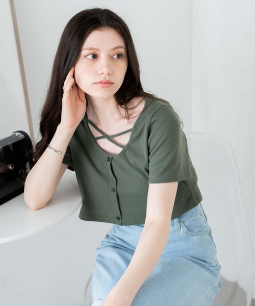 WEGO（ウィゴー）の「WEGO/フロントクロスショートリブT（Tシャツ/カットソー・レディース・杢グレー/ブラック/カーキ・FREE）」の7枚目の写真