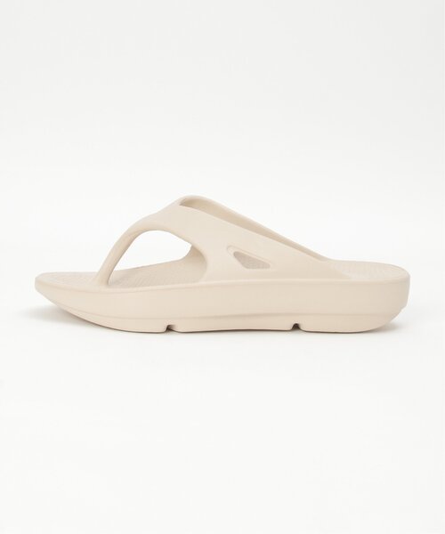 LBC(エルビーシー)の「エアリートングリカバリーサンダル(サンダル・レディース・グレー/ブラック/アイボリー・M/L)」の14枚目の写真