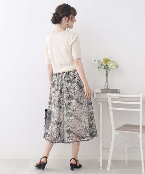 couture brooch(クチュールブローチ)の「◆【洗える・UVケア・接触冷感】ポイント透かし編みサマーニット(ニット/セーター・レディース・サックスブルー/ブラック/アイボリー/オレンジ・42/38)」の5枚目の写真