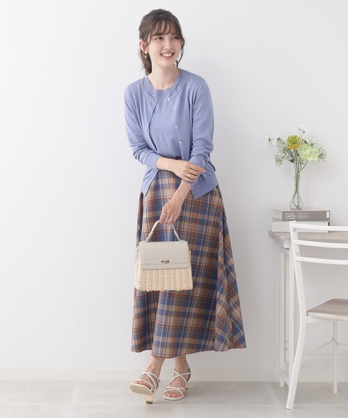 couture brooch(クチュールブローチ)の「◆【洗える・UVケア・接触冷感】ポイント透かし編みサマーニット(ニット/セーター・レディース・サックスブルー/ブラック/アイボリー/オレンジ・42/38)」の13枚目の写真