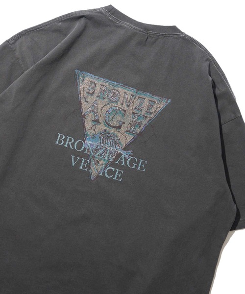 BRONZE AGE（ブロンズエイジ）の「【BRONZE AGE】グラフィック バック 