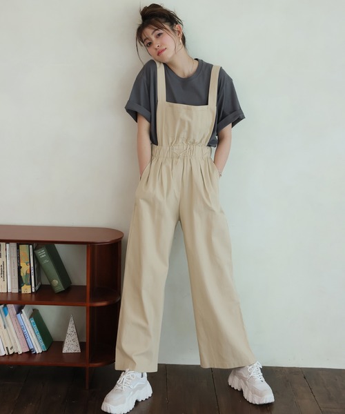 LAFFMO(ラフモ)の「ドロストワイドサロペット(サロペット/オーバーオール・レディース・ホワイト/ベージュ/ブラック/グリーン・FREE)」の10枚目の写真