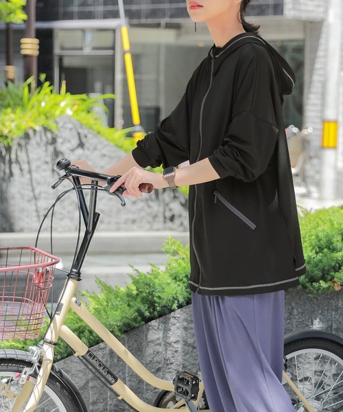 osharewalker(オシャレウォーカー)の「【廃盤】『指穴パーカー』(ラッシュガード・レディース・ブラック/ベージュ/モカ・FREE)」の12枚目の写真