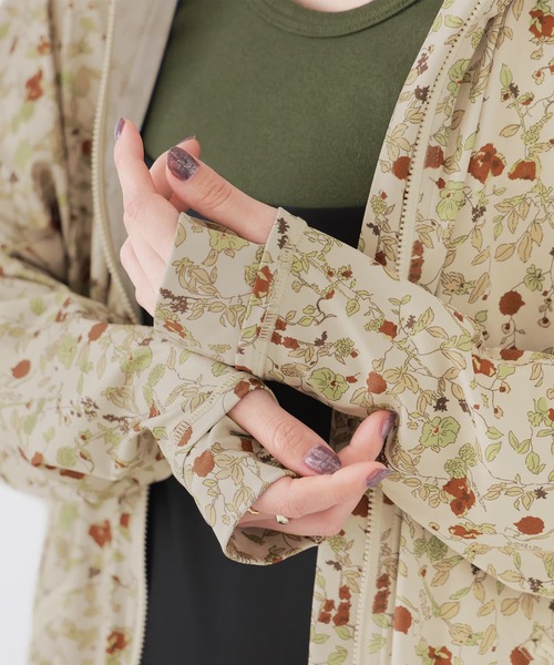 osharewalker(オシャレウォーカー)の「【廃盤】『指穴パーカー』(ラッシュガード・レディース・ブラック/ベージュ/モカ・FREE)」の19枚目の写真